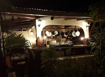 panama/pearl-islands/bar/casa-tortuga