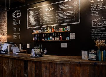 maine/greater-portland-and-casco-bay/bar/muse-paintbar-portland