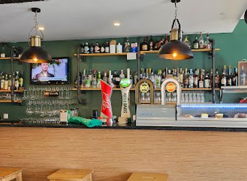 portugal/peniche/bar/armazem-8