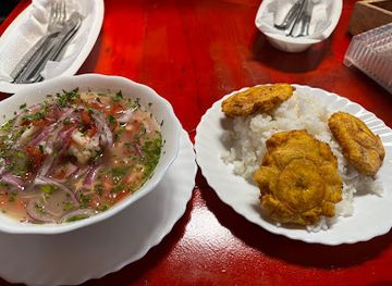 ecuador/salinas/bar/guadua-bar-salinas