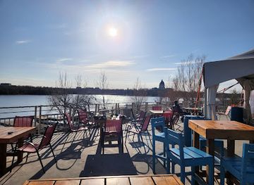 canada/prairies/bar/bar-willow-eatery