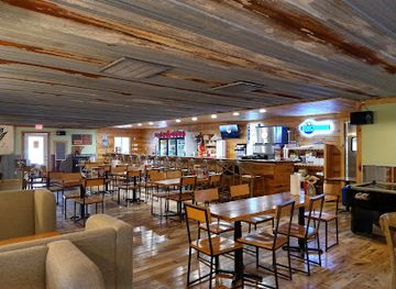 north-carolina/uwharrie-mountains/bar/the-getaway-place