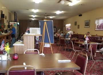 nebraska/niobrara-national-scenic-river/bar/coachlight-cafe