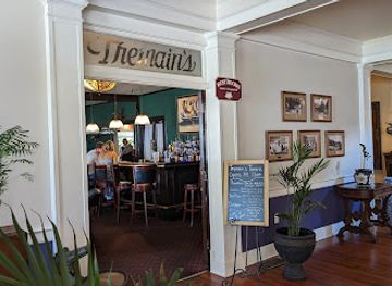 florida/mount-dora/bar/tremain-s-tavern