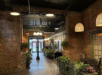 illinois/lincoln-home-national-historic-site/bar/trish-mary-s-public-house