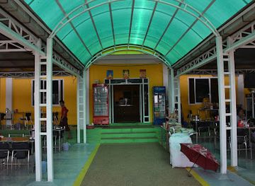 myanmar-burma/pyay/bar/royal-star