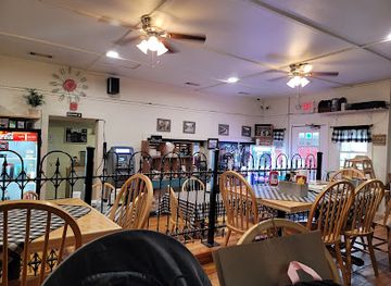 west-virginia/harpers-ferry-national-historical-park/bar/isabella-s-pizza-subs