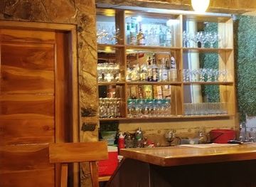 colombia/serrania-del-perija/bar/cabs-gastrobar
