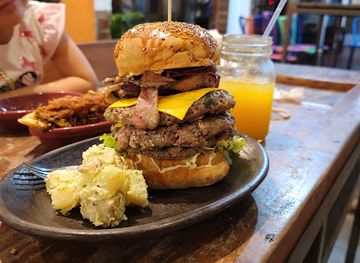 el-salvador/san-miguel/bar/torolomo