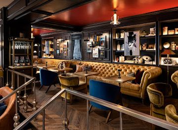 canada/toronto/downtown-toronto/bar/library-bar