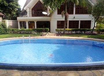 tanzania/arusha/bar/florida-bar