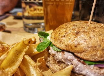 italy/genoa/carignano/bar/mellon-bistrot