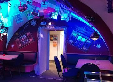 liechtenstein/alp-trubbach-trail/bar/jonnys-lion-cave