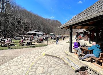 croatia/plitvice-lakes-national-park/bar/bistro-kupaliste