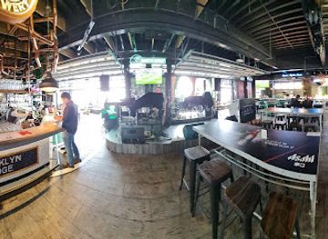 malaysia/genting-highlands/bar/high-line-roof-top-market