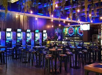 singapore/pasir-ris/bar/forest4-darts-cafe