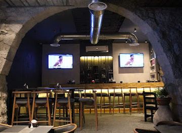 jordan/wadi-hidan/bar/medab-resto-pub