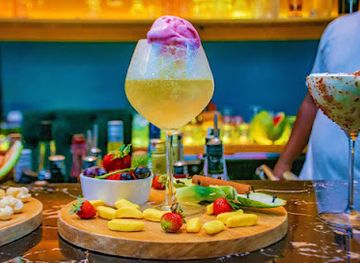 cameroon/coastal-region/bar/white-smoke-bar-237