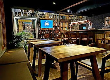 colombia/cartagena/getsemani/bar/beer-lovers-cartagena