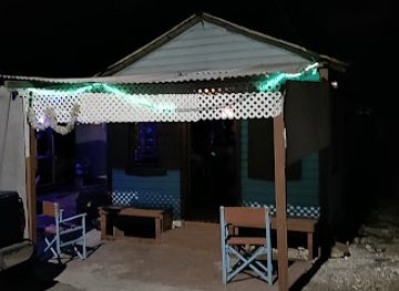 antigua-and-barbuda/saint-philip/bar/cuchiya-bar