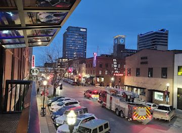 north-dakota/fargo/downtown-fargo/bar/district-64