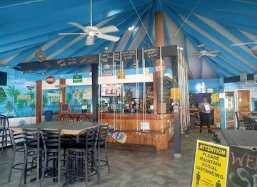 the-bahamas/exuma-cays-land-and-sea-park/bar/splash-beach-bar