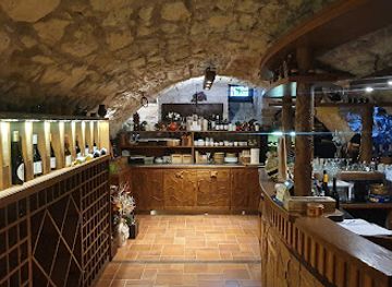 hungary/bodrogkoz/bar/ovar-borozo