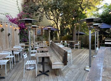 california/muir-woods-national-monument/bar/brioche-bakery-cafe