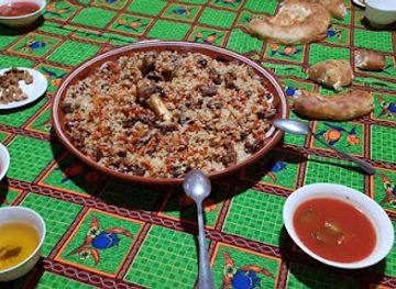 tajikistan/panjakent/bar/kafe-ravshan