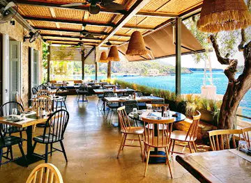 Tikla cuzina & wine bar