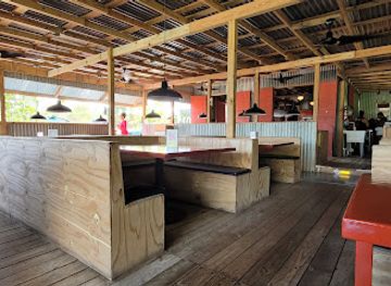 puerto-rico/vieques-island/bar/tin-box-vieques-restaurant-and-bar