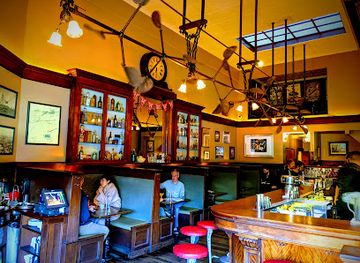 california/north-coast/bar/comstock-saloon