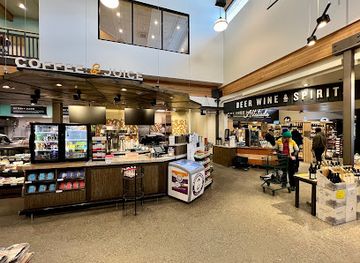 wyoming/bridger-teton-national-forest/bar/whole-foods-market