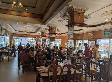 cambodia/kampong-thom/bar/arunras-restaurant