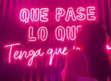 ecuador/southwest-coast/bar/navari-lounge-club