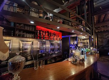 belgium/liege/bar/escalier-l