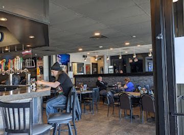 canada/acadian-peninsula/bar/igloo-beverage-room