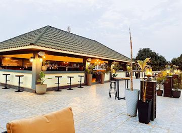 the-gambia/kiang-east/bar/cassy-s-lounge
