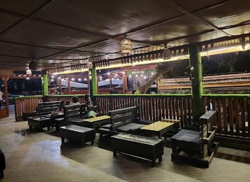 ghana/ashanti-confederacy/bar/los-barbados-lounge
