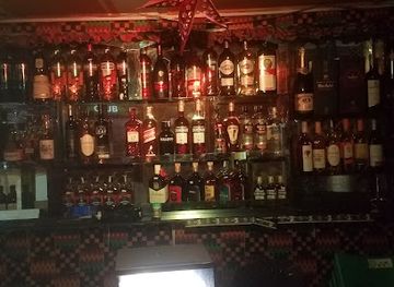 ghana/axim/bar/smoochies-pub