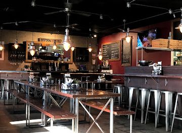 california/oceanside/bar/the-privateer-marketplace-wine-bar