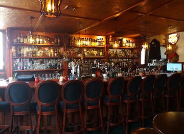 israel/galilee-region/bar/grandfather-house-bar