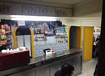 portugal/coimbra/baixa-de-coimbra/bar/pinto