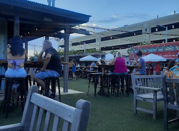 virginia/virginia-beach/oceanfront/bar/the-shack