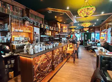 The Golden Harp Irish Pub