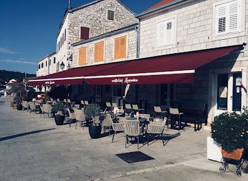 croatia/dalmatia/bar/lampedusa-bar