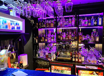 BlackWood Beer & Cocktail's Bar