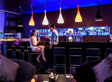 thailand/central-thailand/bar/dee-lounge-and-beer-garden