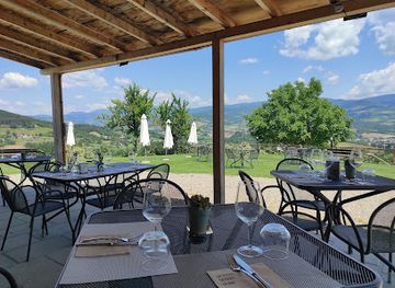 italy/casentino/bar/green-bar
