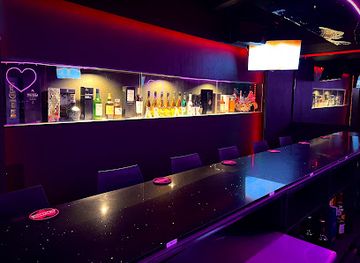 japan/aki/bar/k-pop-karaoke-bar-apink